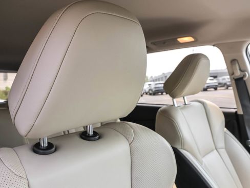 Used 2023 Subaru Ascent Limited image 43