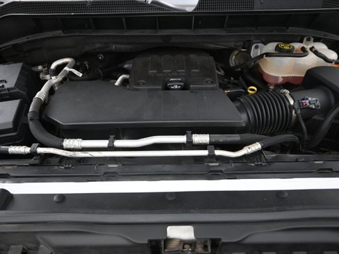 Used 2023 Chevrolet Silverado 1500 Custom image 18