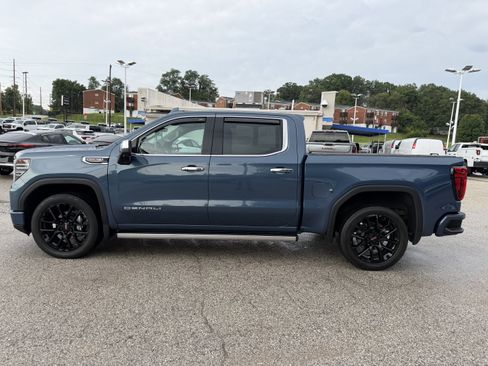 Used 2024 GMC Sierra 1500 Denali w/ Denali Reserve Package AWD/4WD image 4