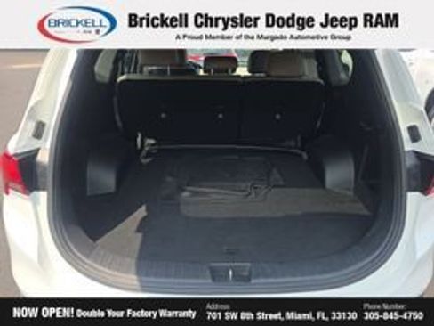 Used 2022 Hyundai Santa Fe SEL FWD image 12