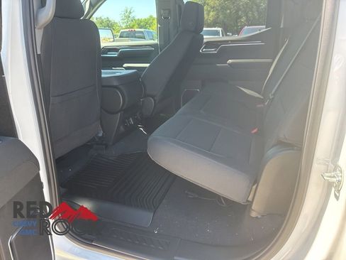 New 2026 GMC Sierra 1500 SLE w/ Preferred Package image 18