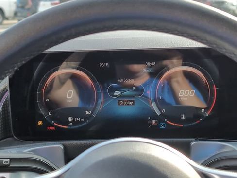 Used 2022 Mercedes-Benz GLB 250 image 22