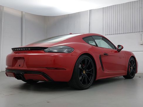 Used 2018 Porsche 718 Cayman GTS image 7