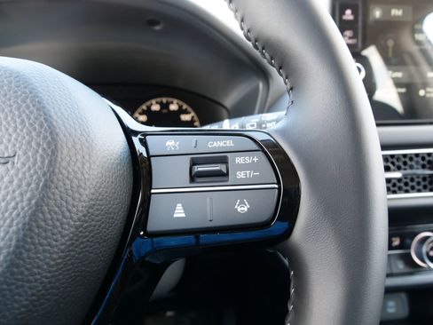 New 2026 Honda HR-V EX-L image 24