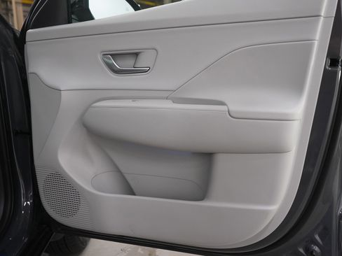 Certified 2026 Hyundai Kona SEL Premium AWD/4WD image 9