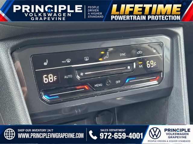 Used 2023 Volkswagen Tiguan SE FWD image 21