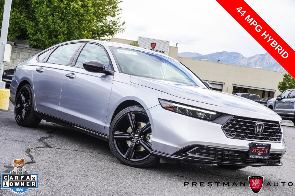 Used 2025 Honda Accord Sport image 1