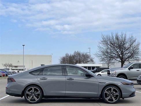 New 2026 Honda Accord SE image 3