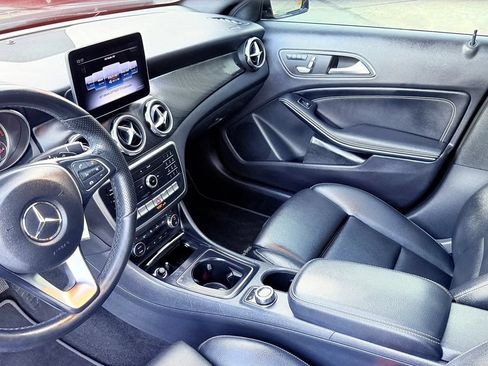 Used 2019 Mercedes-Benz GLA 250 image 6