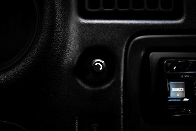 Used 2002 Dodge Viper GTS RWD image 36