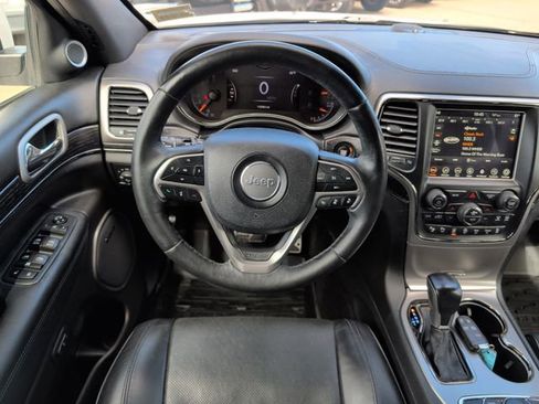 Used 2018 Jeep Grand Cherokee High Altitude AWD/4WD image 18