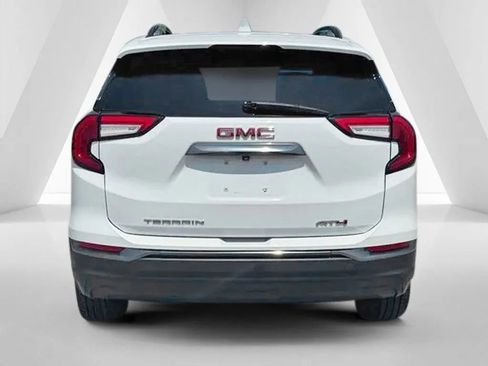 Used 2023 GMC Terrain AT4 AWD/4WD image 6