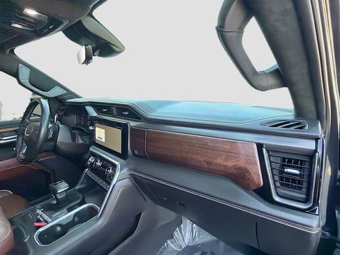 Used 2022 GMC Sierra 1500 Denali Ultimate image 31