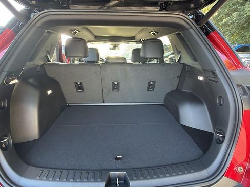 New 2027 Chevrolet Equinox RS w/ Safety and Technology Package FWD image 14