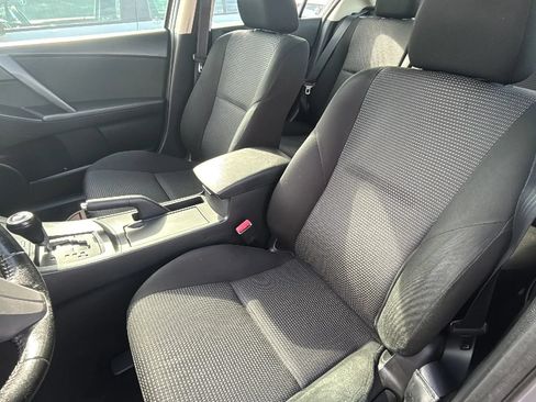Used 2013 MAZDA MAZDA3 i Touring FWD image 5