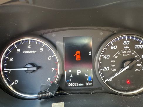 Used 2016 Mitsubishi Outlander SEL FWD image 10