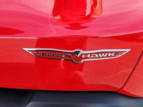 Used 2023 Jeep Renegade Trailhawk image 20