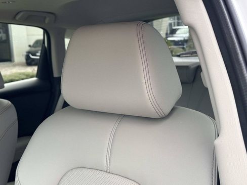 Used 2026 Honda HR-V EX-L image 13