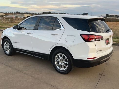 Used 2023 Chevrolet Equinox LT image 7