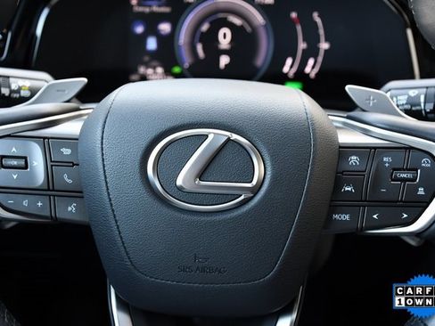 Used 2025 Lexus NX 350h AWD w/ Premium Package image 10