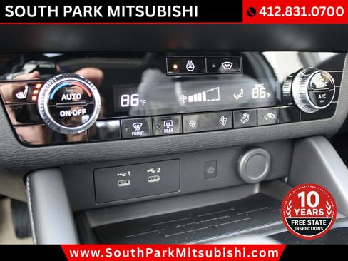 New 2026 Mitsubishi Outlander AWD image 23