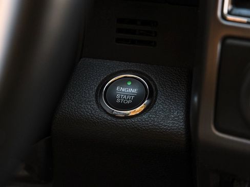 Used 2018 Ford Expedition Platinum image 20