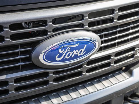 Used 2024 Ford F250 XL w/ 360-Degree Camera Package AWD/4WD image 11