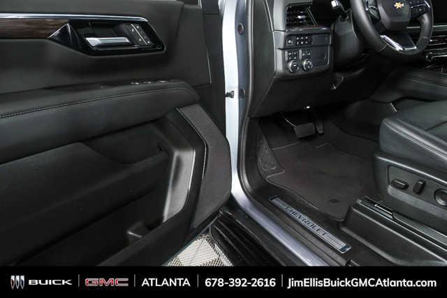 Certified 2025 Chevrolet Tahoe LT AWD/4WD image 8