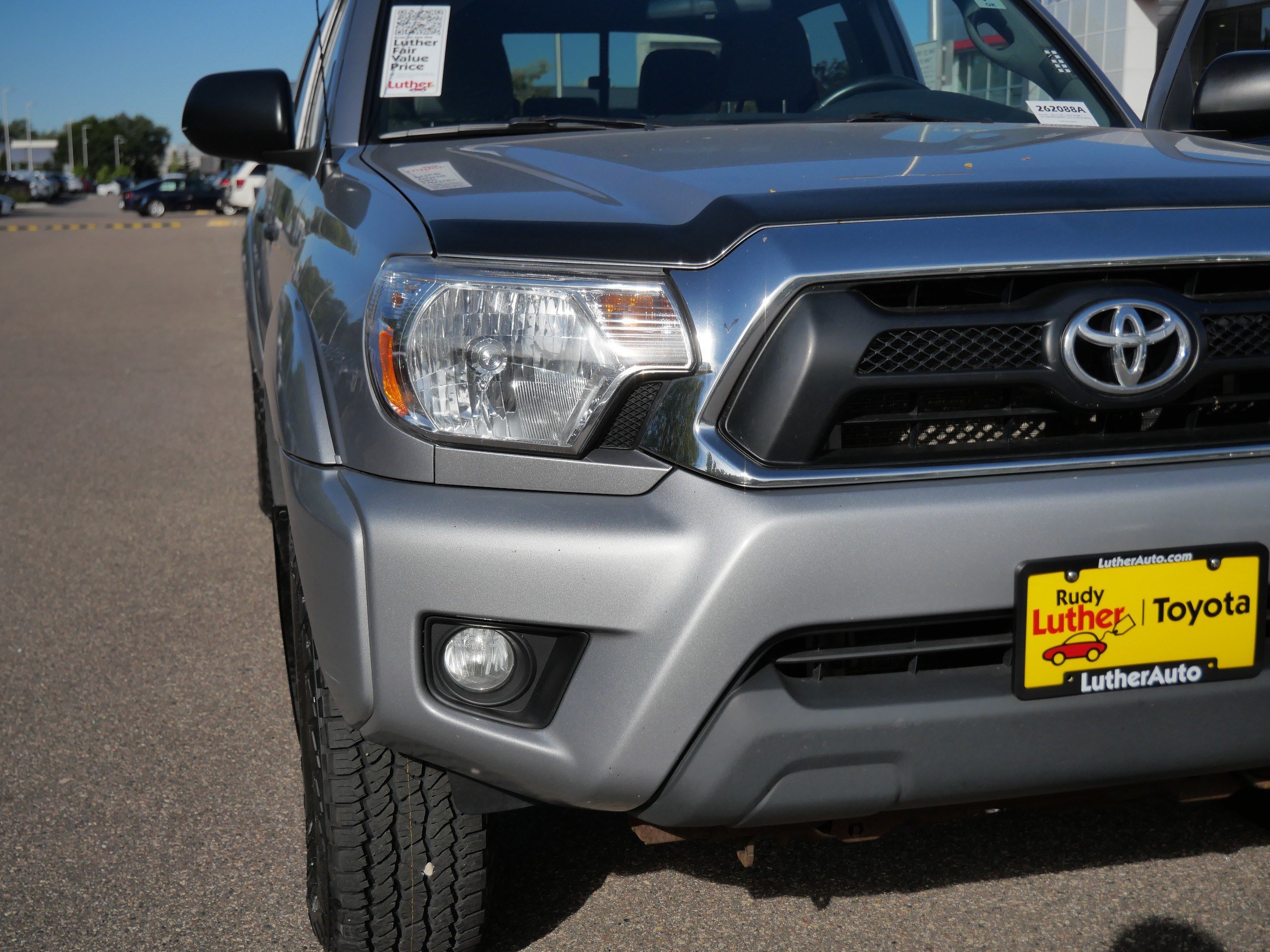 Used 2015 Toyota Tacoma 4x4 Double Cab w/ SR5 Package image 16