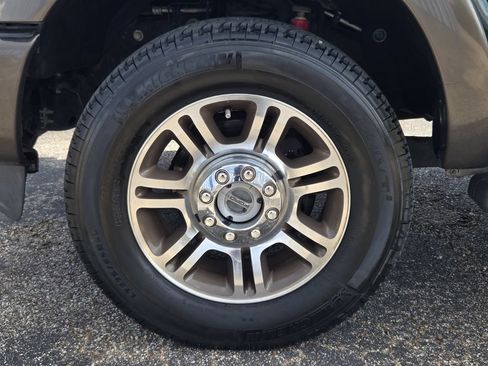 Used 2016 Ford F350 King Ranch w/ FX4 Off-Road Package AWD/4WD image 13