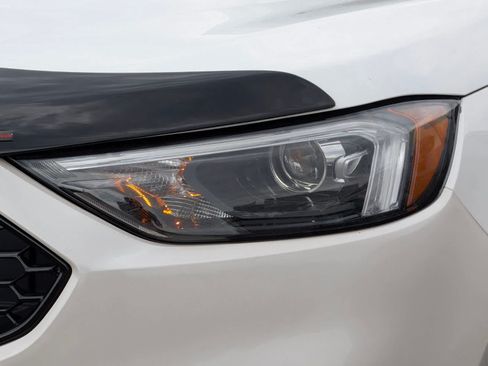 Used 2016 Ford Edge Sport w/ Technology Package AWD/4WD image 14