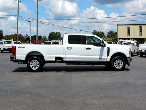 Used 2024 Ford F250 XLT image 5