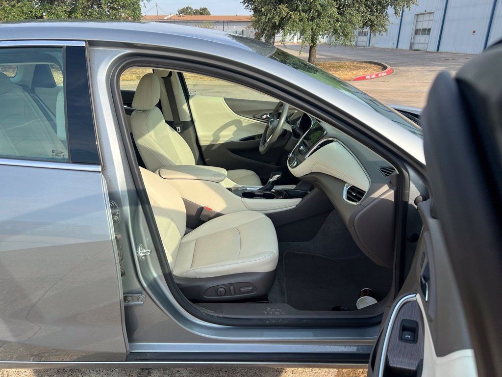 Used 2024 Chevrolet Malibu LT FWD image 21