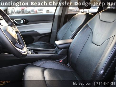 Used 2022 Jeep Compass Limited image 34