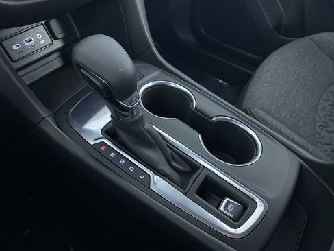 Certified 2024 Chevrolet Equinox LT w/ LPO, Floor Liner Package image 7