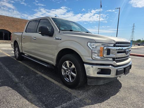 Used 2018 Ford F150 XLT w/ Equipment Group 302A Luxury RWD image 1