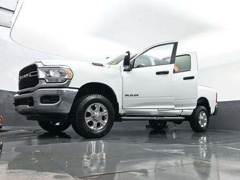 Used 2024 RAM 2500 Big Horn image 30