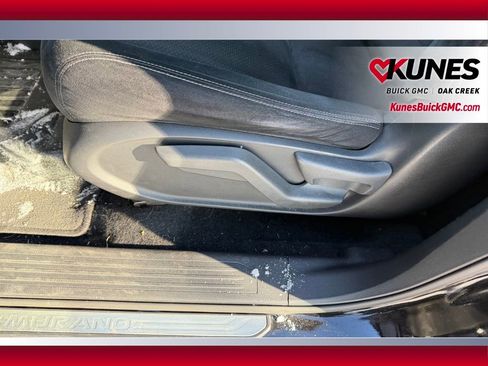 Used 2023 Nissan Murano S image 9