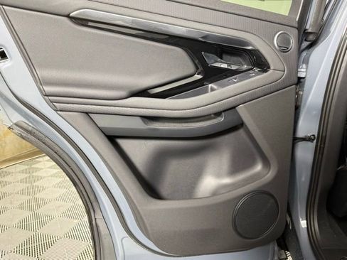 Used 2021 Land Rover Range Rover Evoque S image 23