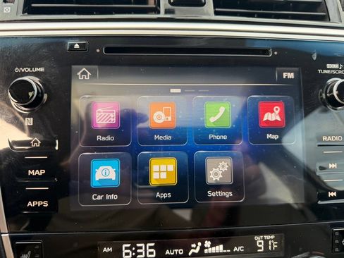 Used 2018 Subaru Outback 3.6R Limited AWD/4WD image 9
