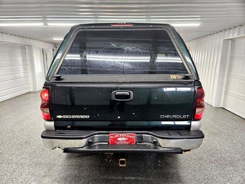 Used 2005 Chevrolet Silverado 1500 4x4 Extended Cab w/ Light Duty Power Package image 6
