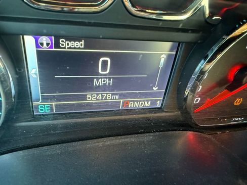 Used 2015 Chevrolet Silverado 2500 LT w/ LT Convenience Package image 10