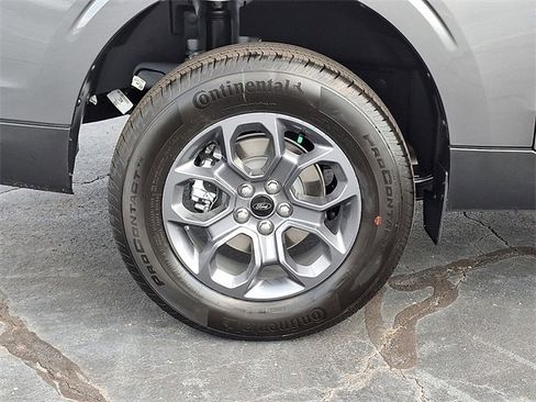 New 2025 Ford Maverick XLT w/ XLT Luxury Package image 18