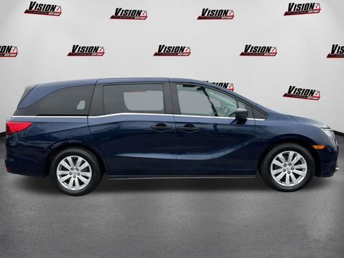 Used 2022 Honda Odyssey LX image 4