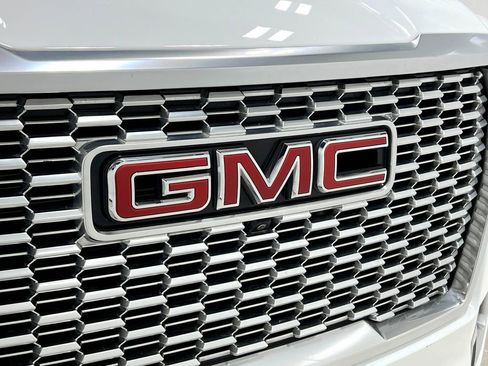 Used 2023 GMC Yukon XL Denali w/ Max Trailering Package AWD/4WD image 43