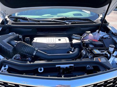 New 2026 Cadillac XT5 Premium Luxury w/ LPO, Floor Liner Package FWD image 17