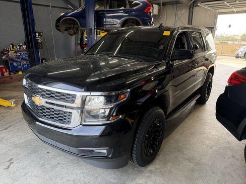 Used 2017 Chevrolet Tahoe LT image 1