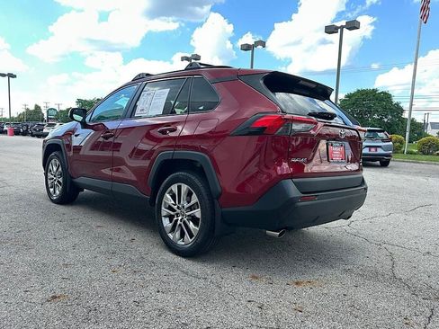 Certified 2021 Toyota RAV4 XLE Premium AWD/4WD image 3