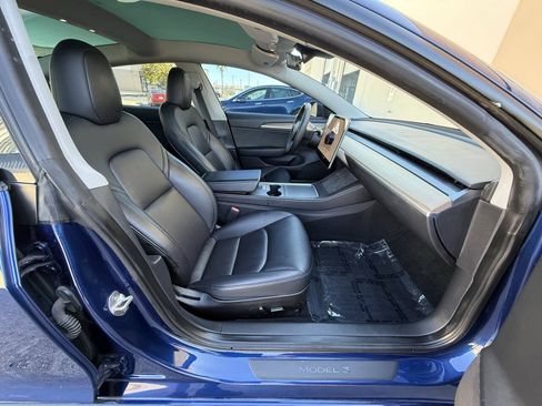 Used 2023 Tesla Model 3 Standard Range RWD image 28