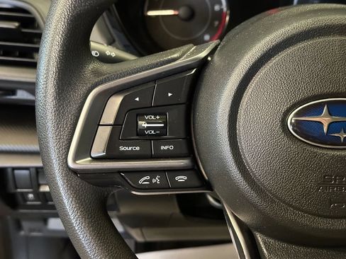 Used 2019 Subaru Impreza 2.0i AWD/4WD image 10